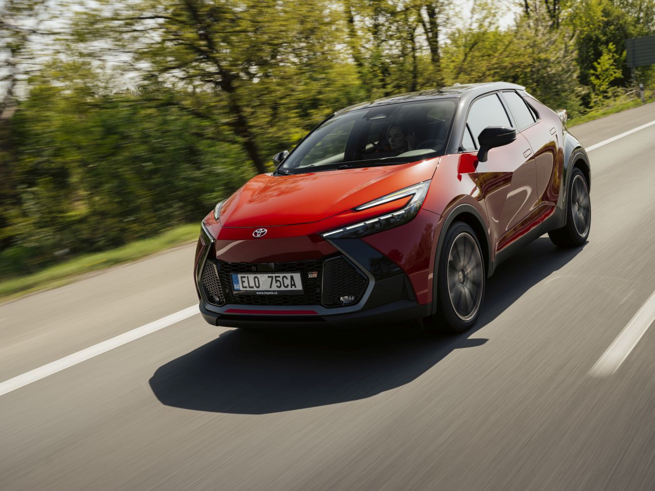 V rámci zářijového Toyota Víkendu budou modely Toyota  C-HR i benzínový Yaris a Corolla k dostání za výhodné ceny