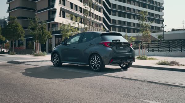 Yaris GR SPORT 2025 clip 3