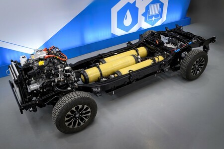 Prvé vodíkové Toyoty Hilux sa už testujú na cestách