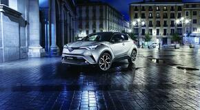 AUTOBEST DÖNTŐS A TOYOTA C-HR